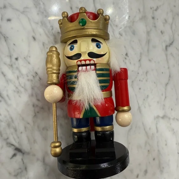 Vintage Set of 5 Colorful Nutcracker Christmas Figurines - Picture 8 of 14